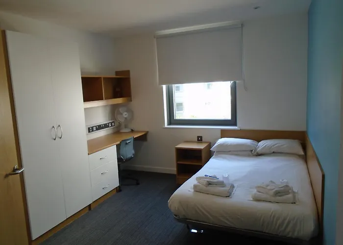 Petros Court Aparthotel Canterbury