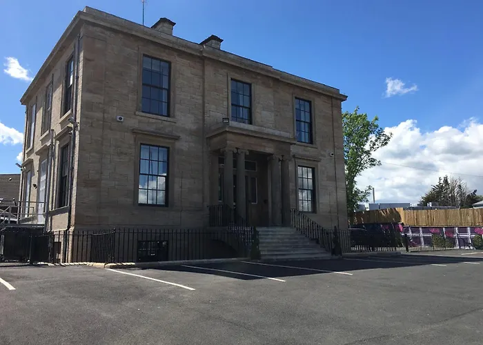 New Lomond Hotel