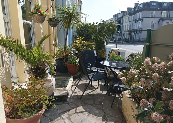 Wayfarer Guest House