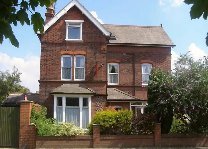 Anton Guest House Bed And Breakfast