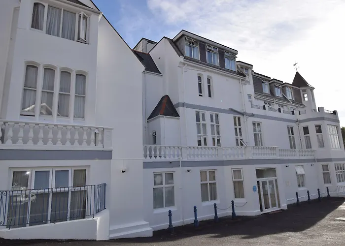 Riviera Hotel Torquay