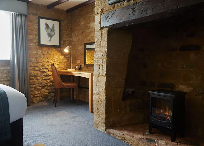 Red Lion Hotel By Greene King Inns Adderbury