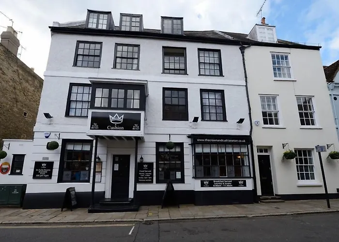 The Crown And Cushion