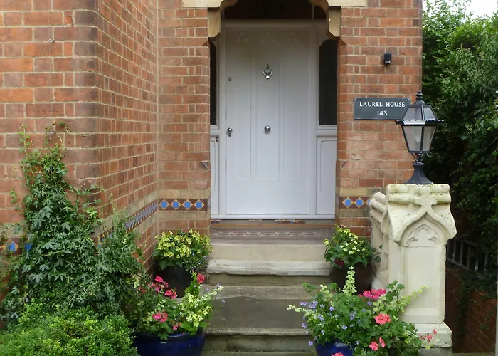 Laurel House Bed & Breakfast Cheltenham