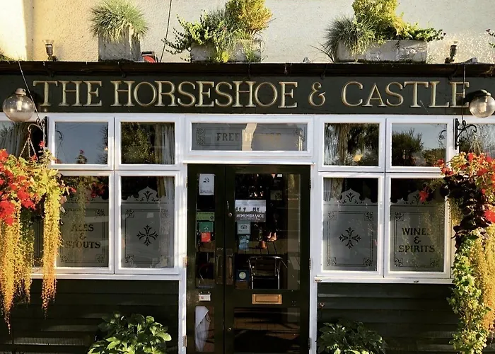 The Horseshoe & Castle