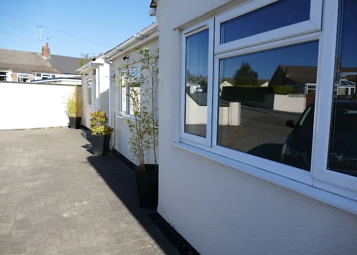 Magnolia Self Contained Suites Coalpit Heath