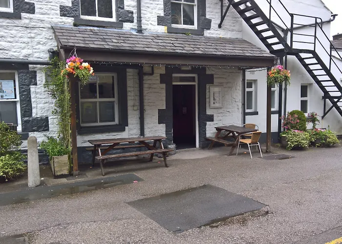 Black Bull Hotel