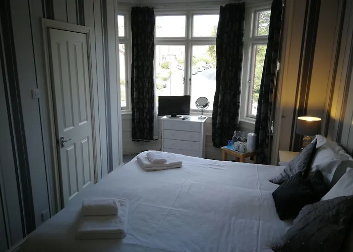 The Grove Bed & Breakfast Whitby