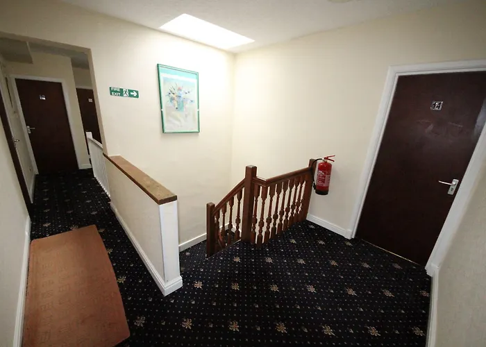 Avalon Guest House Leeds 