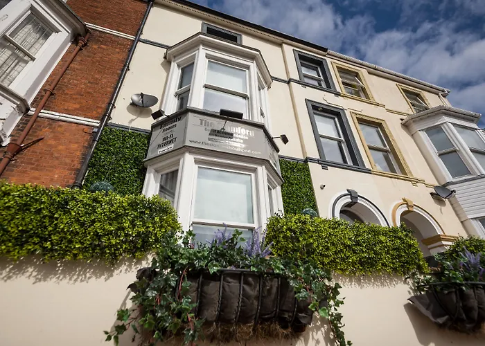 Stamford Guest House, 3 Min Walk To Southport Lord St, With Parking & Perfect Getaway