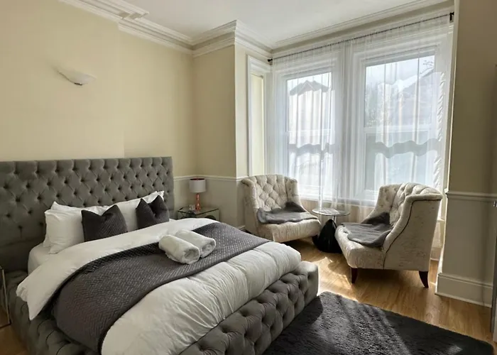 5 Min From The Beach O2 Academy Shared Bathroom And Kitchen Bournemouth