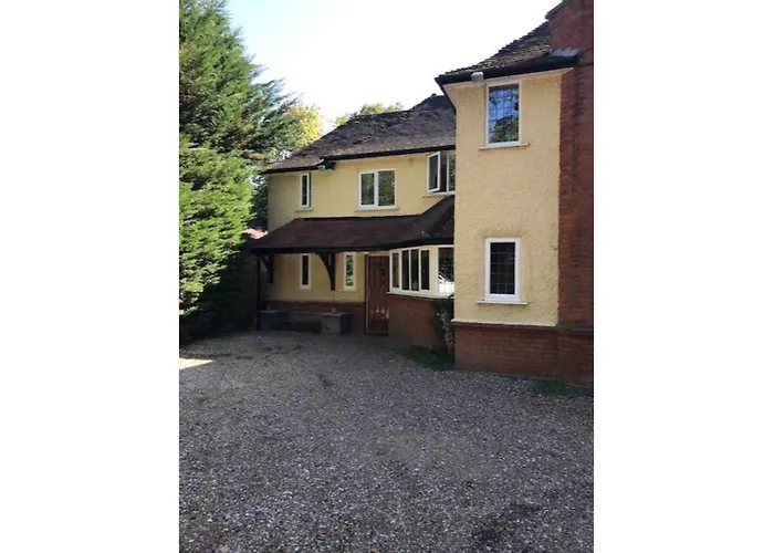 The Admirals Inn Guest House