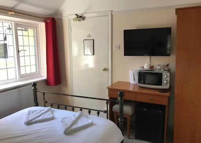The Admirals Inn Guest House
