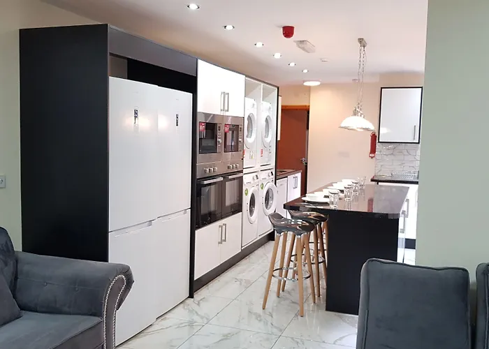 Double Ensuite Rooms Near City Centre Birmingham