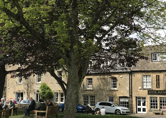 Lucy'S Tearoom B&B Stow-on-the-Wold