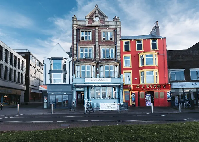 The Royal Bar & Shaker