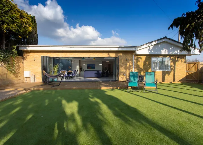 Legoland Heathrow Windsor Apartment Hotel