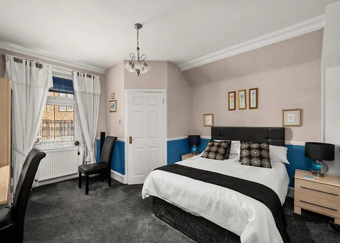 Ashley House Bed & Breakfast Dundee