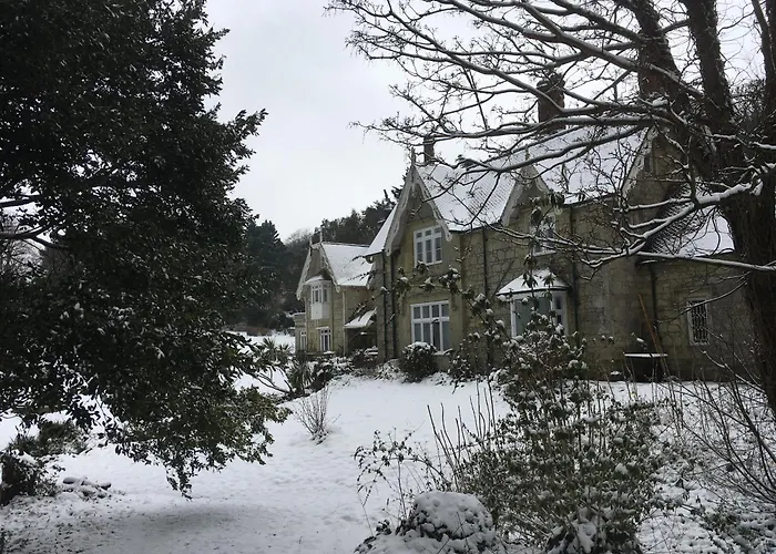 Lisle Combe