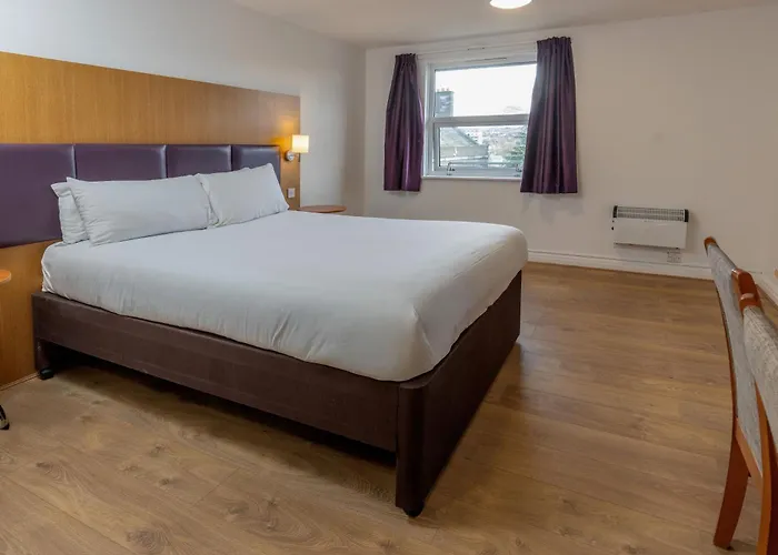 Embassy Hotel, Newcastle City Centre, Sure Collection By Best Western Gateshead