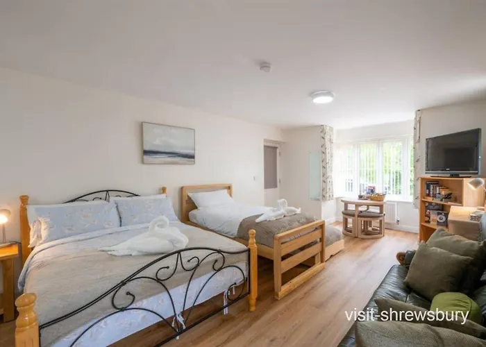Personal En-Suite Shrewsbury