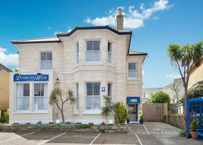 Lyndhurst House Sandown