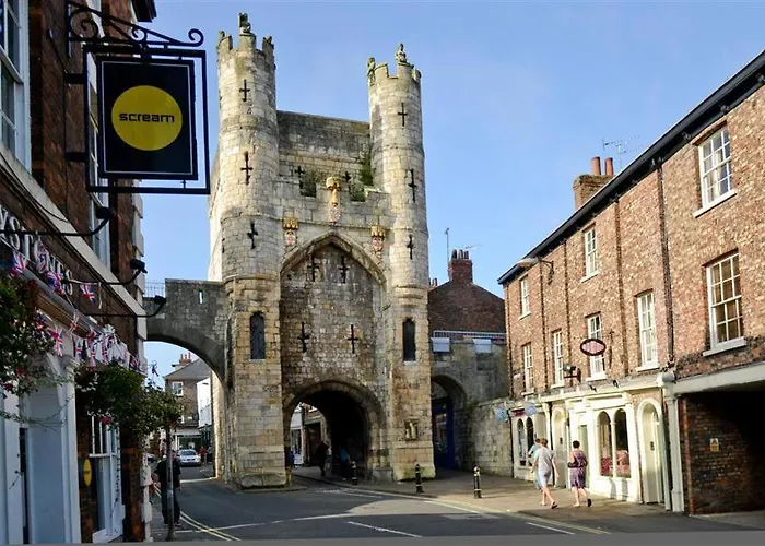 City Centre Private Parking