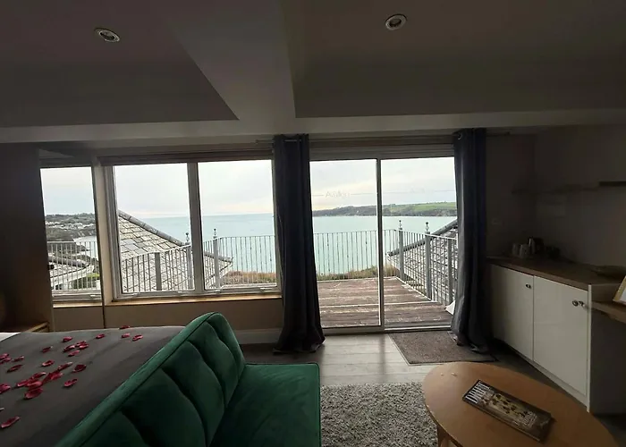 Porth Avallen Hotel