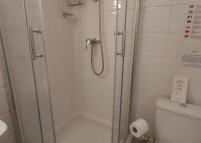 Cranborne Guest Accommodation Exclusively For Adults