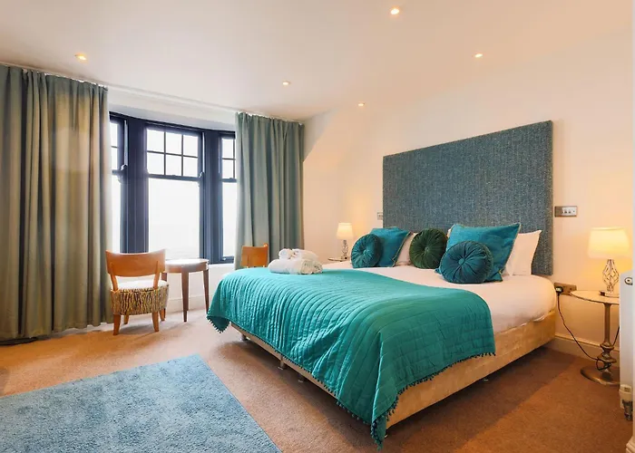 Beachcliff Hotel And Apartments Cardiff