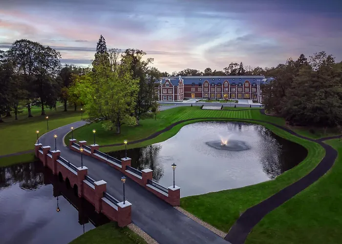 Fairmont Windsor Park Hotel