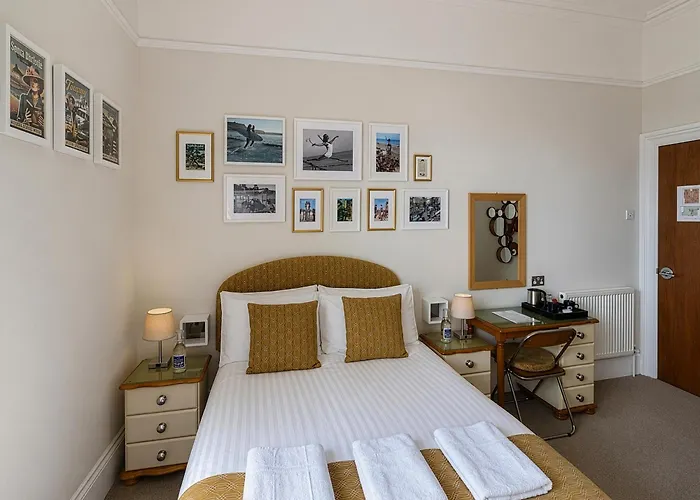 Riviera Lodge Hotel Torquay