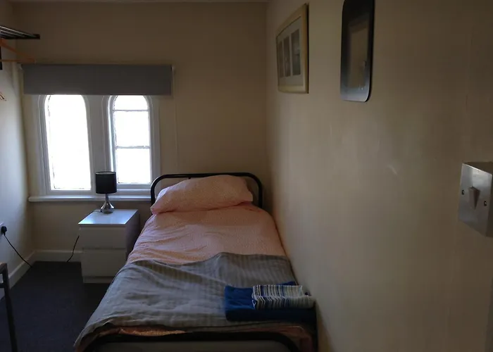 Acapulco Rooms Portsmouth