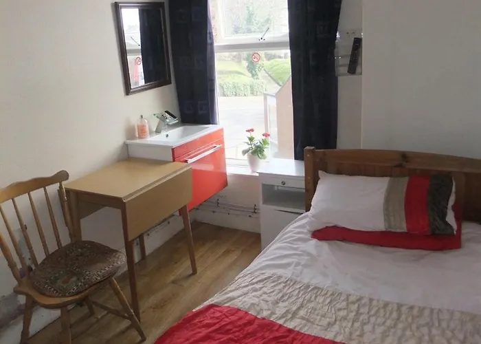Heavenly Nights Guest House Sheffield