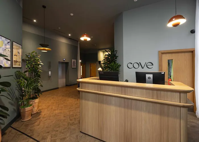 Cove Minshull Street