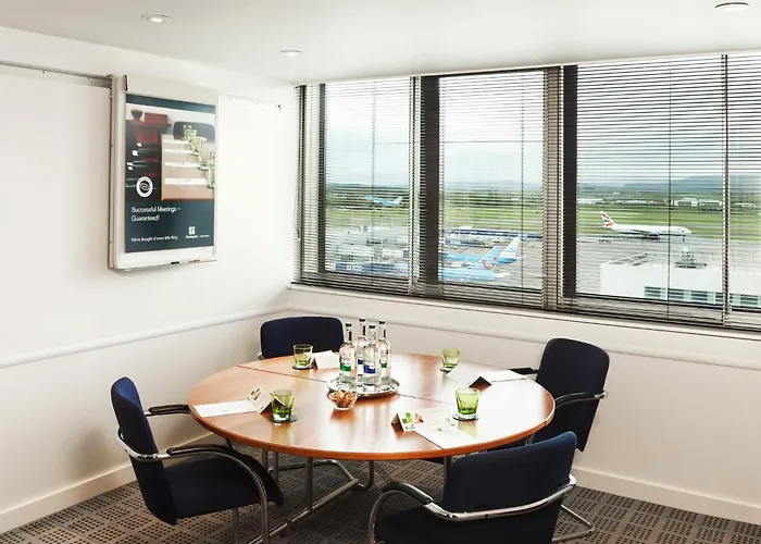 Holiday Inn - Glasgow Airport By Ihg