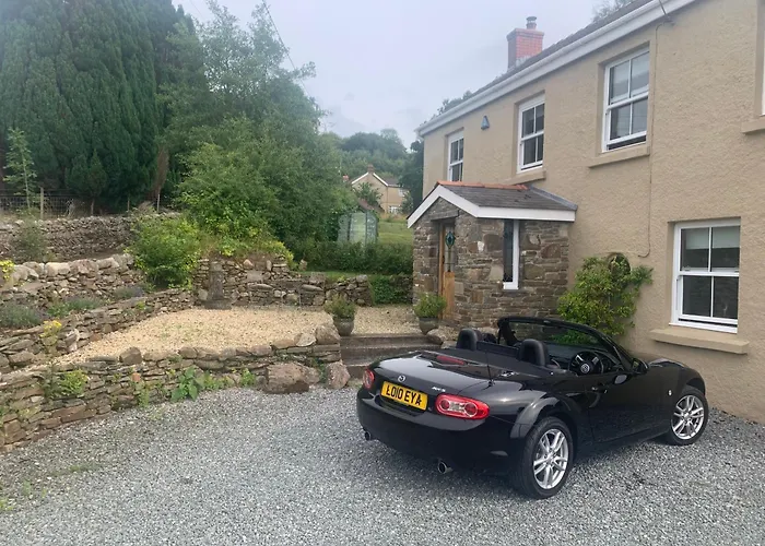 Efail Y Garn Bed & Breakfast Swansea