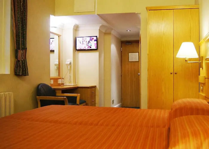 The Nayland Hotel