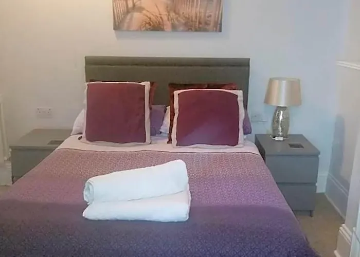 Lea Hurst B & B