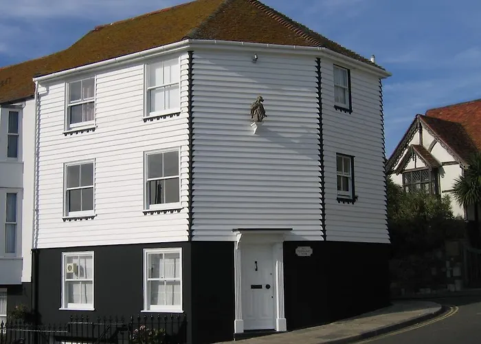 The Cavalier House B&B Hastings