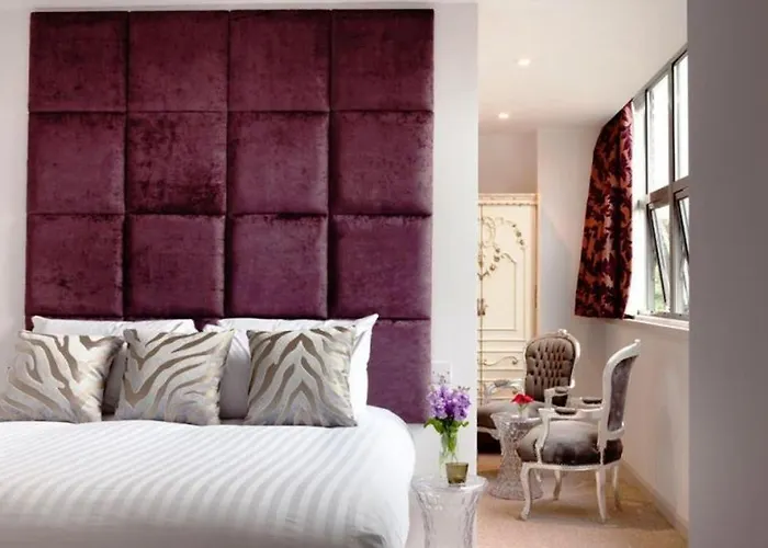 No.10 Cardiff Hotel