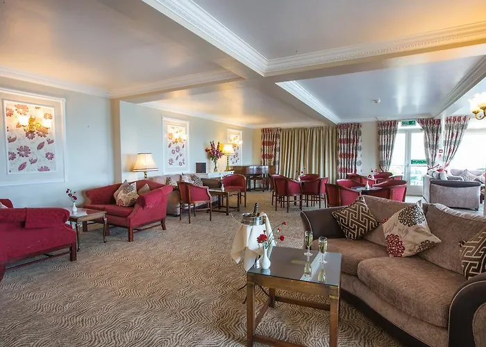 Corbyn Head Hotel