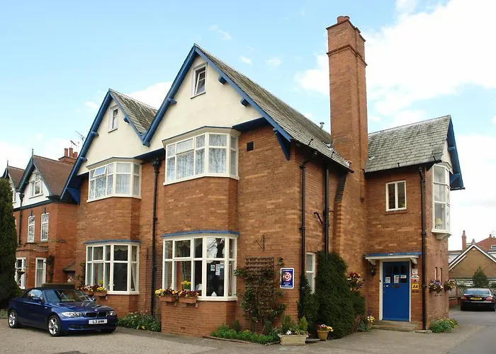 Midway Guest House York