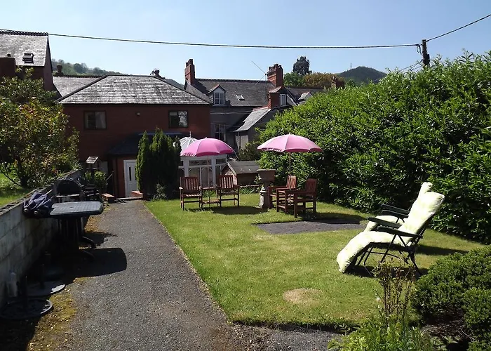 Hillcrest Guest House