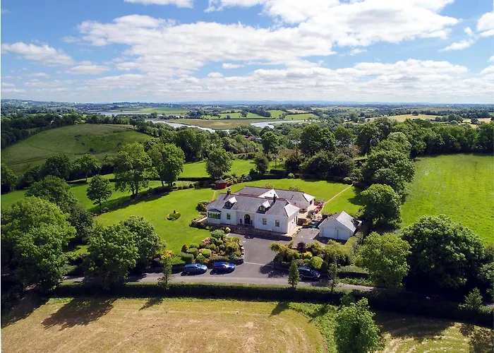 Willowbank House And Lodges