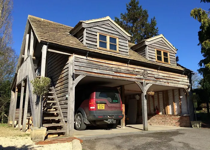 Greencourt Loft - The Cotswold Way, Stroud