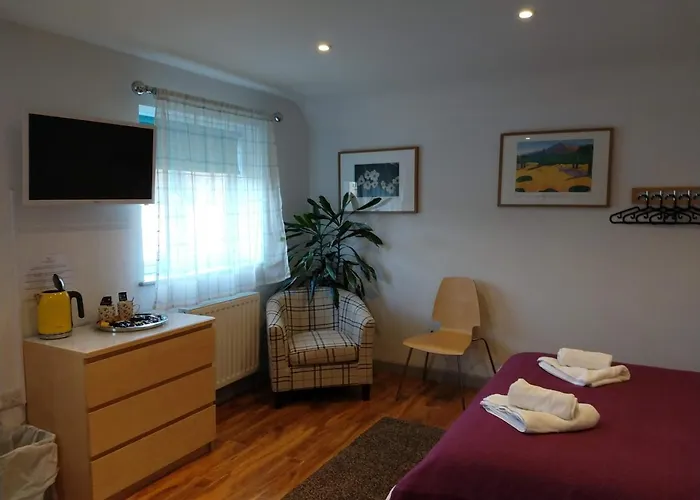 B - Simply Rooms Stow-on-the-Wold