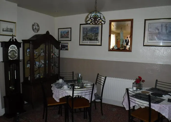 Camelot Hotel - Couples Only Blackpool