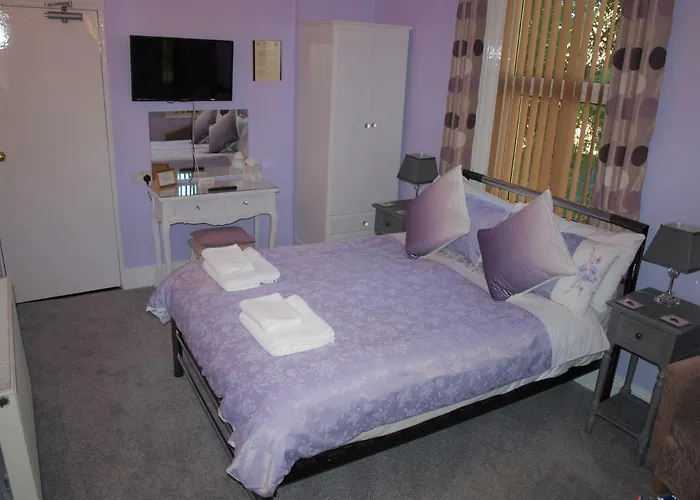 St. Margaret'S Lodge Guest House Portsmouth