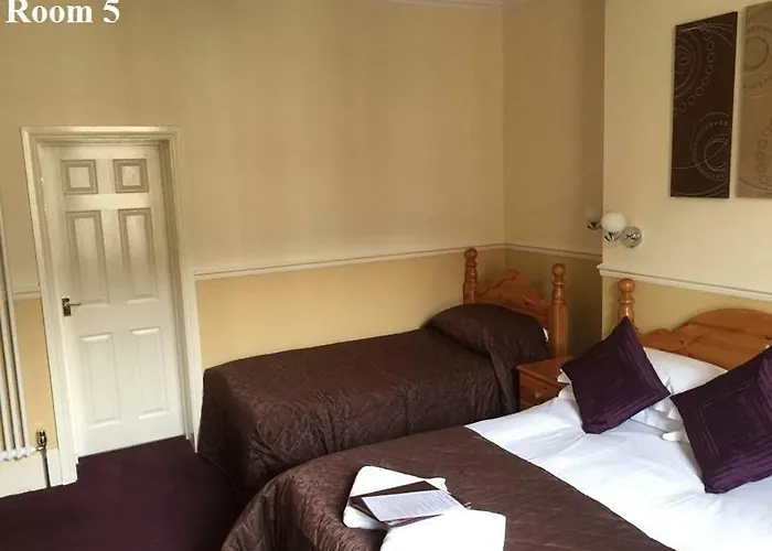 The Arches Guest House Whitby